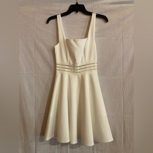 Never Worn City Vibe White Dress Size 1 Sheer at Waist